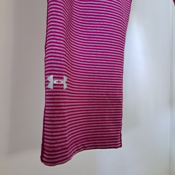 Under Armor | Pink striped cropped athletic legging - Picture 3 of 7